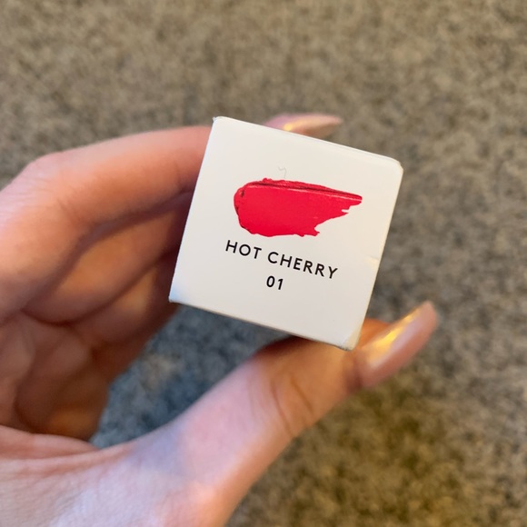 Fenty Beauty Gloss Bomb Heat - Picture 3 of 3